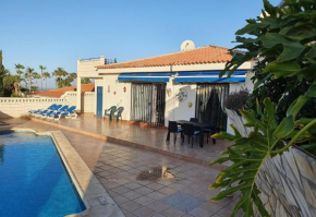 Villa Azul